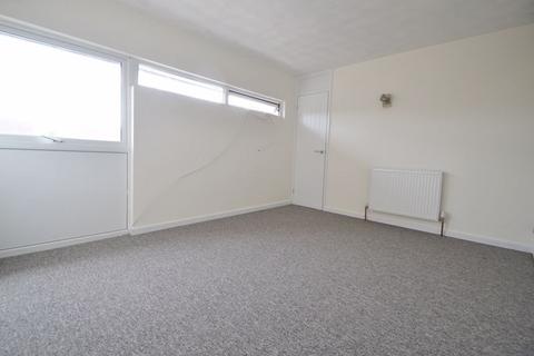 3 bedroom terraced house to rent, The Penns, Clevedon