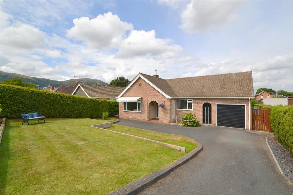 Bellars Lane, Malvern 3 bed detached bungalow £465,000