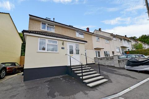 39 Blagrove Crescent, Bristol, BS13 0DF