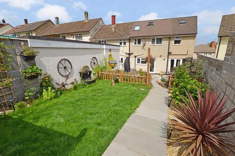 39 Blagrove Crescent, Bristol, BS13 0DF