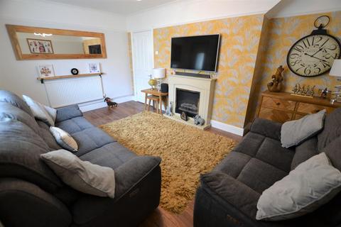 39 Blagrove Crescent, Bristol, BS13 0DF
