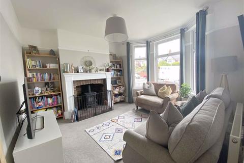 310 Gladstone Road, Barry, CF63 1NH