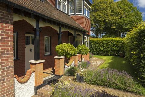 Brenley Lodge Brenley Lane, Boughton Under Blean, Faversham, ME13 9LX