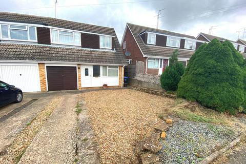 14 Grasscroft, Northampton, NN2 8QH