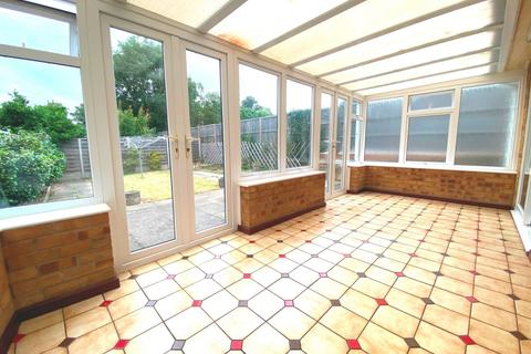 14 Grasscroft, Northampton, NN2 8QH