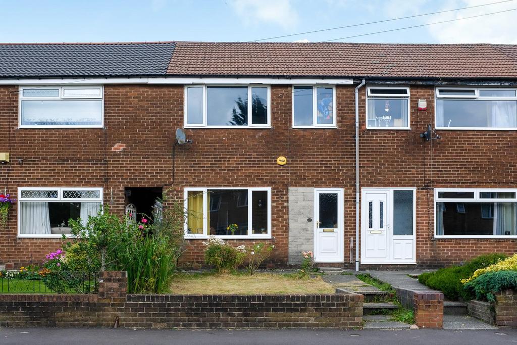 The Crescent, Bolton, BL7 3 bed terraced house £157,500