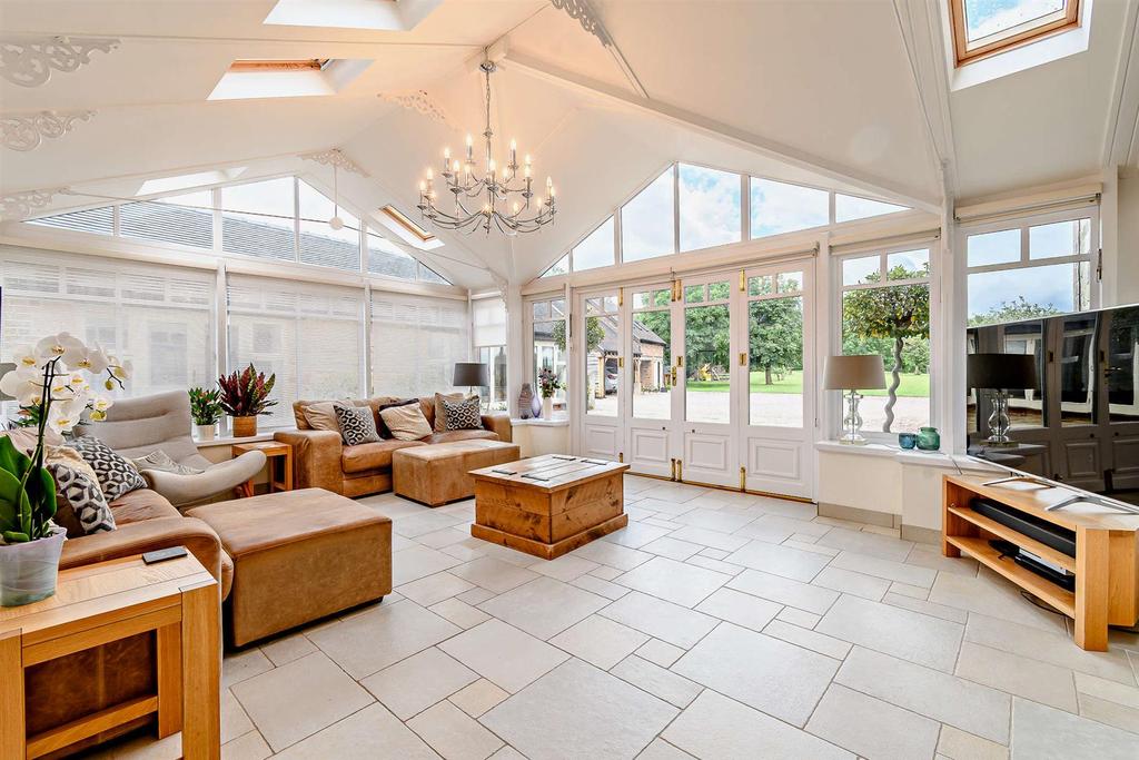 Orangery 64 800.jpg