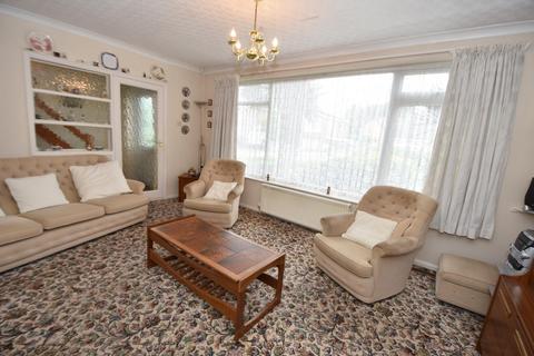 3 bedroom bungalow for sale - Ladybridge Close, Attenborough, NG9 6BS