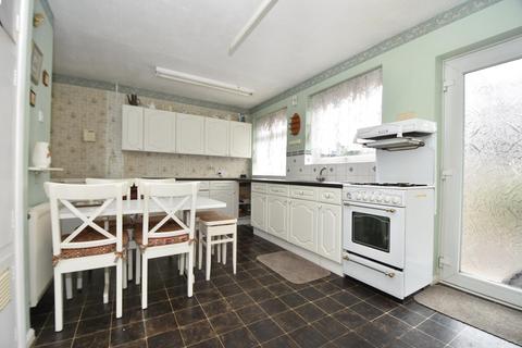 3 bedroom bungalow for sale - Ladybridge Close, Attenborough, NG9 6BS