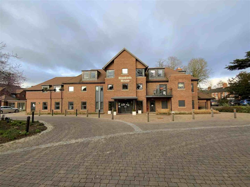 RETIREMENT LIVING STONY STRATFORD 2 bed flat £1,250 pcm (£288 pw)
