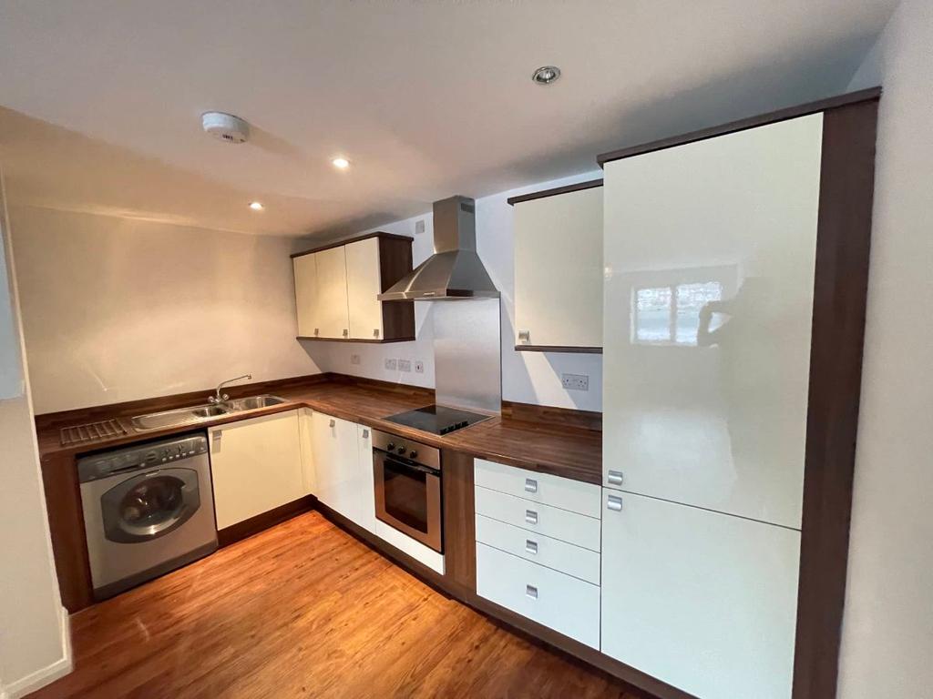 Friars Wharf Apartments, Green Lane... 2 bed apartment £795 pcm (£183 pw)