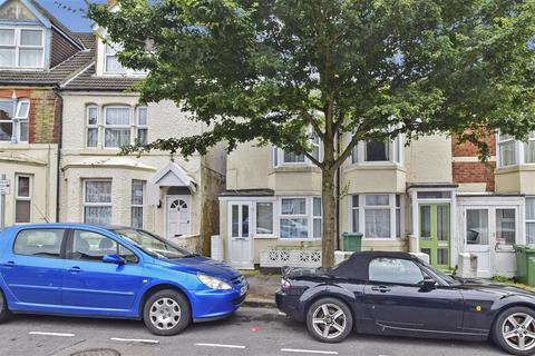 30 Garden Road, Folkestone, CT19 5RB