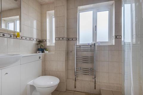 2 Dales Road, Borehamwood, WD6 2SG