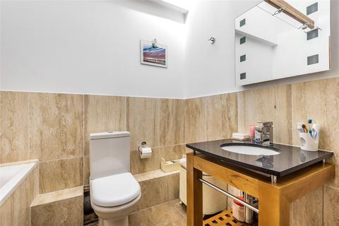 45 Dinglederry, Olney, MK46 5ES