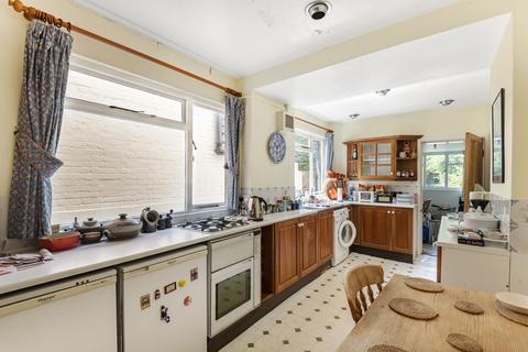 3 bedroom terraced house for sale - Clifton Road, Winchester, Hampshire, SO22