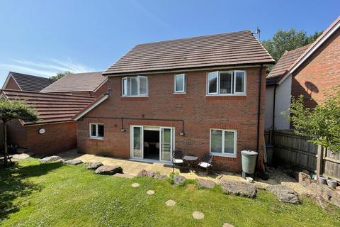 10 Brick Kiln Close, Exeter, EX4 8FX