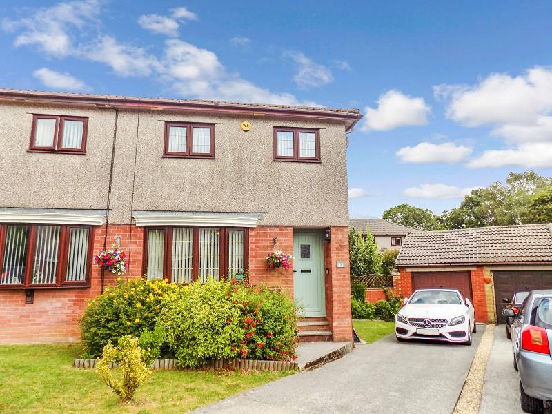 Hazel Mead, Brynmenyn, Bridgend. 3 bed semidetached house £199,995
