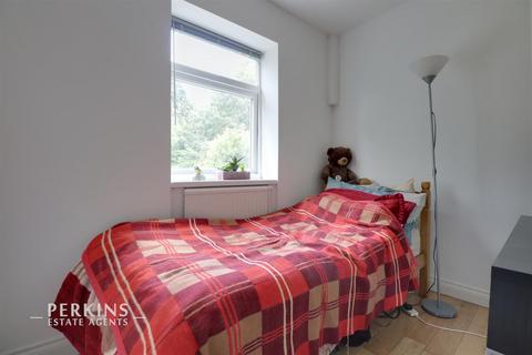 38 Studland Road, London, W7 3QX