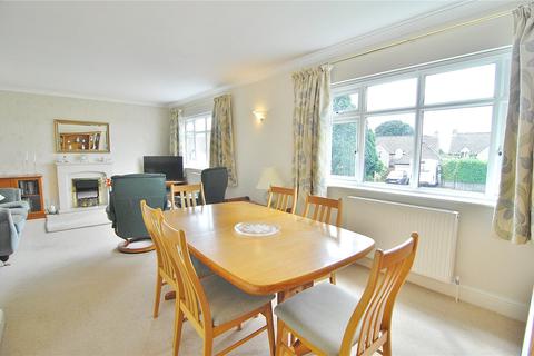 11 Abbenesse, Chalford Hill, Stroud, GL6 8QR