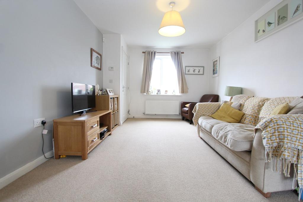 The Jumps, Marston Moretaine... 2 bed terraced house £156,000