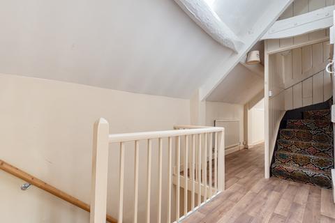 1 Hampton Hill, Avening, Tetbury, GL8 8NS