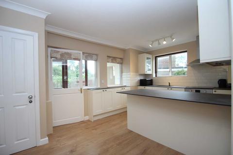 2 bedroom house to rent, Scott Road, Oxford