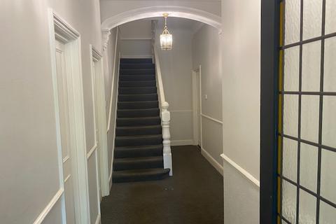 Flat 4, St Nicholas House, 33 Glamorgan Road, Kingston Upon Thames, KT1 4HS