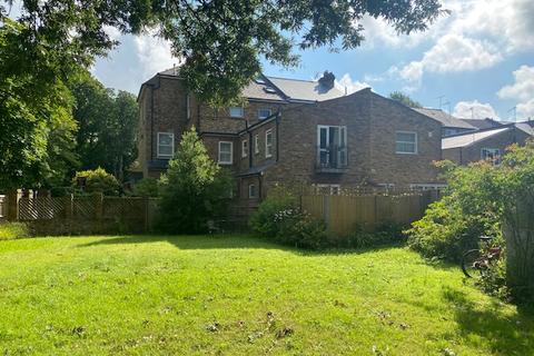 Flat 4, St Nicholas House, 33 Glamorgan Road, Kingston Upon Thames, KT1 4HS