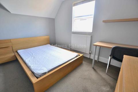 1 bedroom in a house share to rent, Hamilton Road, Reading