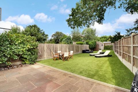 67 Manor Road, Ashford, TW15 2SL