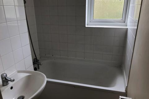 Flat 21, Dunloe Court Dawson Street, London, E2 8JT