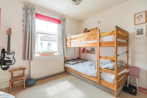 7 Bishops Road, London, W7 2NZ
