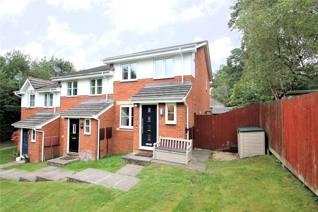 Heathside Park, Camberley, Surrey, GU15 3 bed end of terrace house £