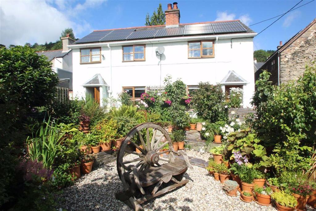 Glyn Ceiriog 2 bed detached house £200,000