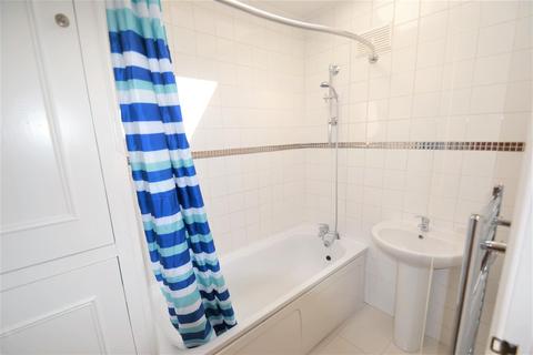 11 Eden Road, Beckenham, BR3 4AS