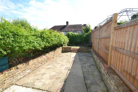 11 Eden Road, Beckenham, BR3 4AS