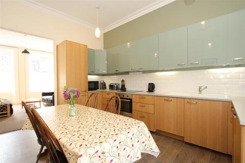 Glen Affric Murthly Terrace, Birnam, Dunkeld, PH8 0BG