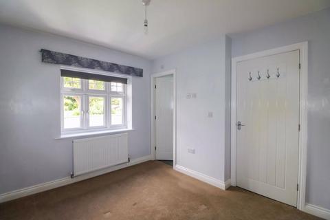 2 Aspen Close, Willerby, Hull, HU10 6FR