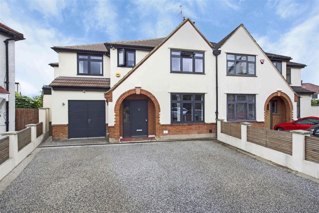 Woodland Gardens, Isleworth 4 bed semidetached house £1,200,000