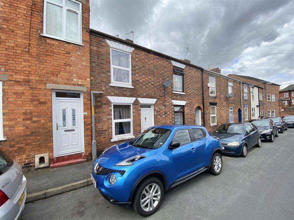 Norton Street, Grantham 3 bed terraced house £115,000