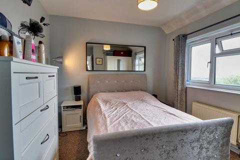 14 Silk Mill Drive, Leeds, LS16 6DX