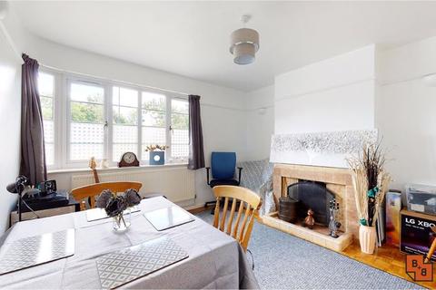 6 Lancaster Road, London, SE25 4AQ