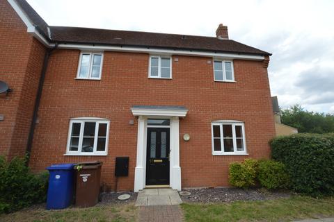 3 bedroom semi-detached house to rent, Blackbird Drive, Bury St. Edmunds