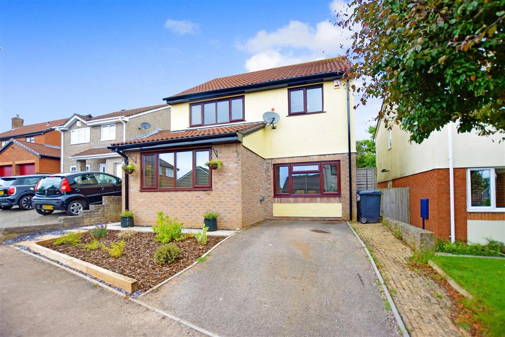 The Downs, Portishead. 4 bed detached house £450,000