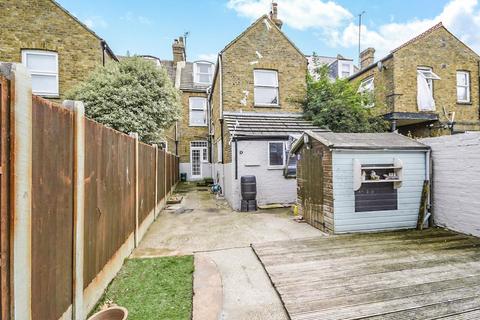 17 Brunswick Square, Herne Bay, CT6 5QE