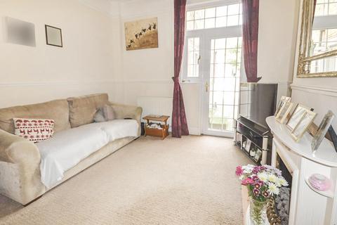 17 Brunswick Square, Herne Bay, CT6 5QE