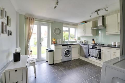 33 Cherrytree Close, Owlsmoor, Sandhurst, GU47 0UH