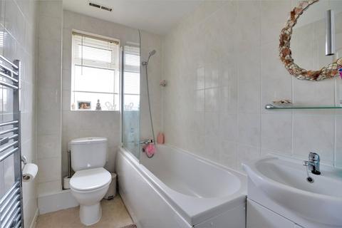 33 Cherrytree Close, Owlsmoor, Sandhurst, GU47 0UH