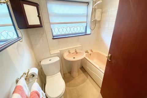 41 Broad Inge Crescent, Chapeltown, Sheffield, S35 1RT