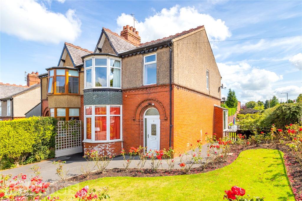 Sunnyside Avenue, Wilpshire, Blackburn, BB1 3 bed semidetached house